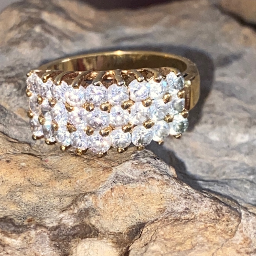Vintage 80s Gold Tone Alloy & CZ Ring Size 6.25